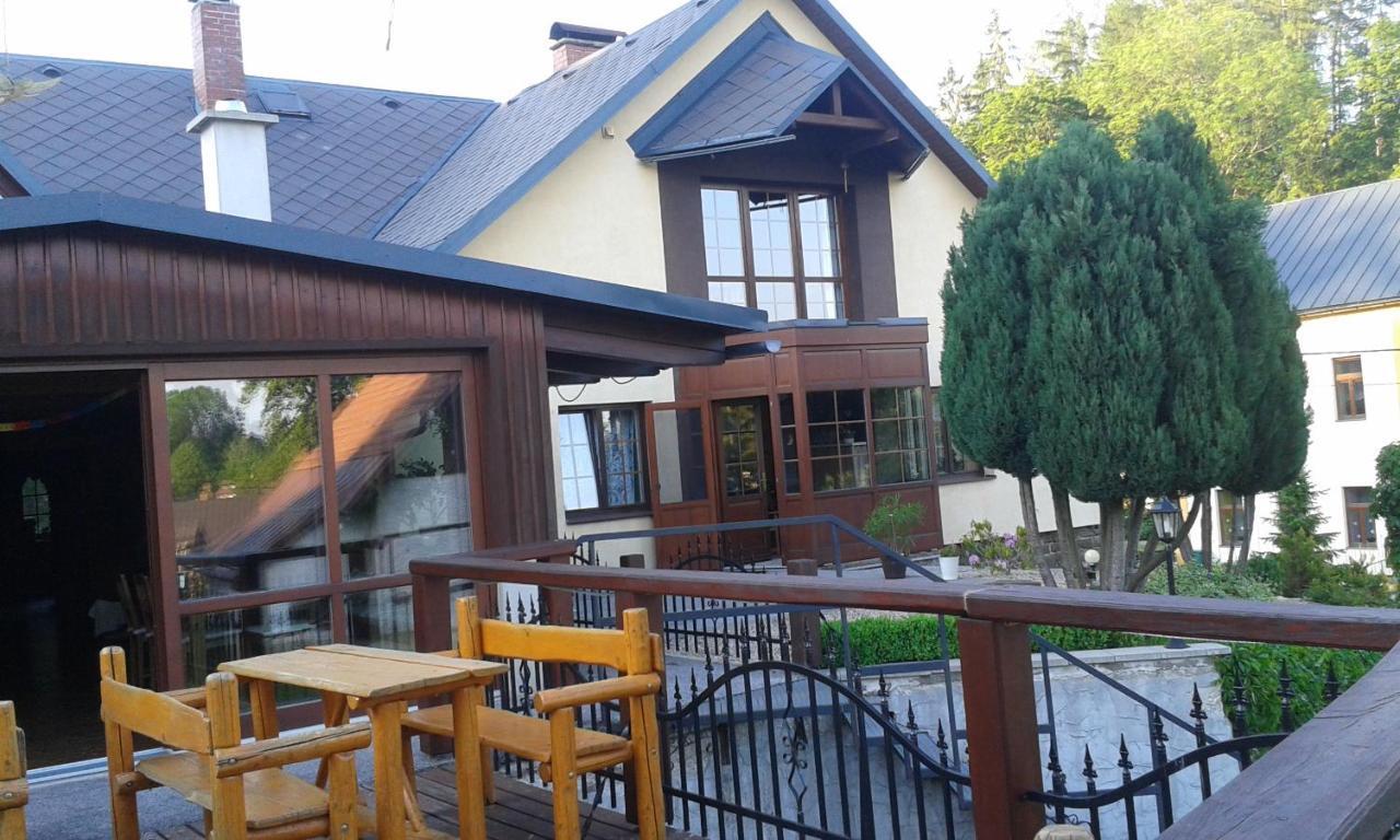 Ubytovani U Bohouse Jilemnice Exterior photo